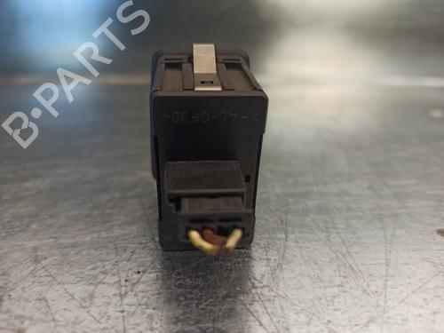 Right rear window switch BMW 3 (E46) 320 d | BP8299780I28 