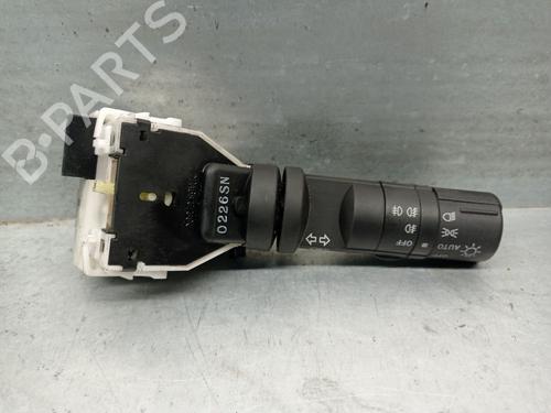 Used Headlight switch NISSAN QASHQAI I (J10, NJ10) 2.0 dCi (150 hp) 30615514