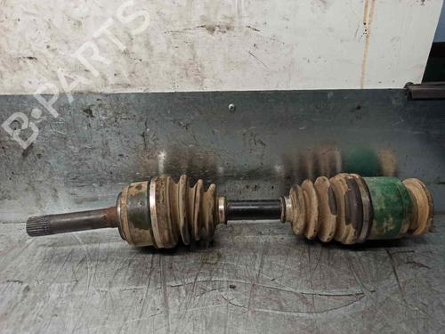Used Left front driveshaft KIA SPORTAGE SUV (K00) [1994-2005]  9436902