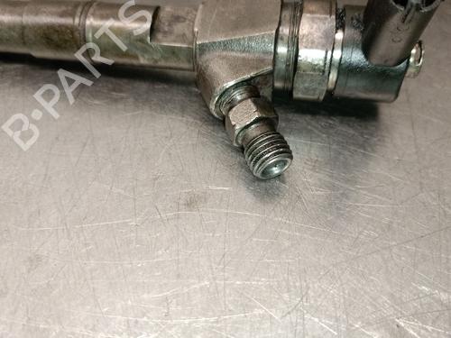 Injector SAAB 9-3 (YS3F, E79, D79, D75) 1.9 TiD | BP39503729M100 - Image 4