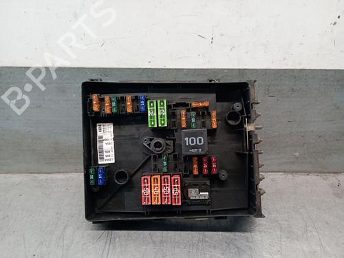 Used Fuse box VW GOLF V (1K1) 1.9 TDI (105 hp) 25604990