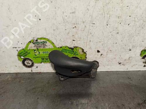 Used Front right interior door handle Front right interior door handle 5257491 5257491
