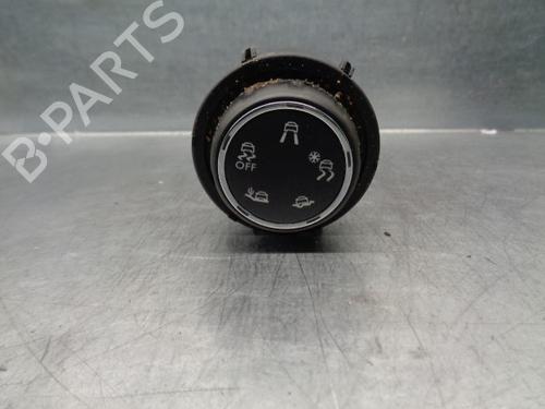 Used Switch PEUGEOT 2008 I (CU_) 1.6 BlueHDi 120 (120 hp) 9142248