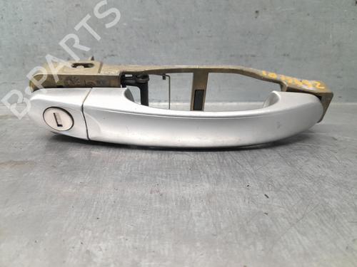 Used Front left exterior door handle Front left exterior door handle 37523168 37523168