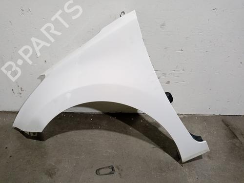 Used Left front fenders HYUNDAI ELANTRA V Saloon (MD, UD) [2010-2017]  32146517