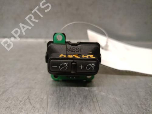 switch-audi-a8-d3-4e2-4e8-2002-2003-2004-2005-2006-2007-2008-2009-2010-32205525 main image