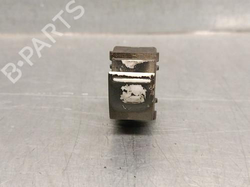 Pulsantiera anteriore destra VW CADDY III Box Body/MPV (2KA, 2KH, 2CA, 2CH) 1.9 TDI (105 hp) 30198293