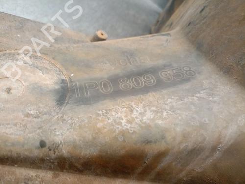 Wheel arch SEAT LEON (1P1) 1.9 TDI | BP25728131C56 