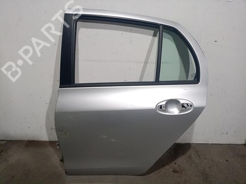 Used Left rear door TOYOTA YARIS (_P9_) 1.4 D-4D (NLP90_, NLP90R) (90 hp) 32483127