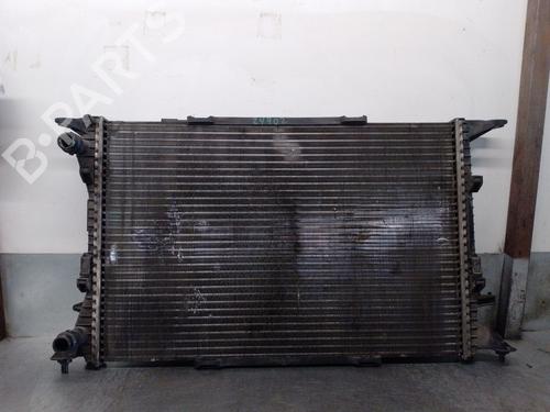 Used Water radiator Water radiator AUDI Q3 (8UB, 8UG) 2.0 TDI (140 hp) 33426622 33426622