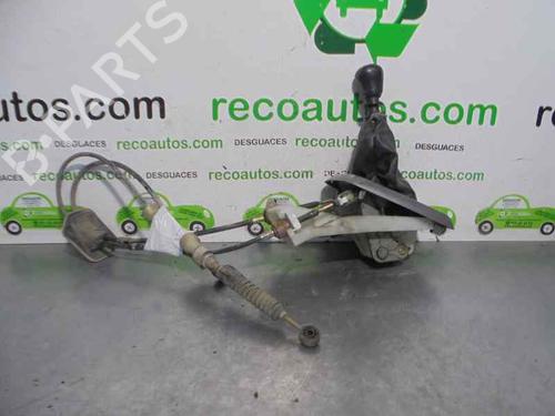 Used Gear lever NISSAN X-TRAIL I (T30) 2.2 dCi (136 hp) 7445427