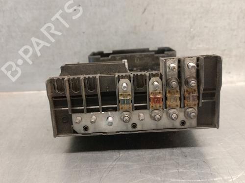 Fuse box VW TOURAN (1T1, 1T2) 2.0 TDI | BP27662349E1 