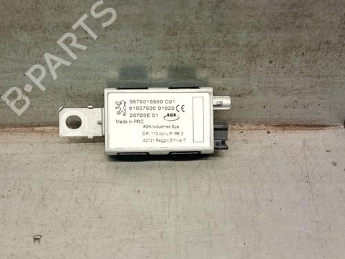 Used Antenna/Base PEUGEOT 508 II (FB_, FH_, F3_) 2.0 BlueHDI 160 (FHEHYR) (163 hp) 25711652