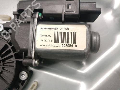 Rudehejsemekanisme Højre foran KIA CEE'D Hatchback (ED) 1.6 CRDi 115 | BP32185225C23 