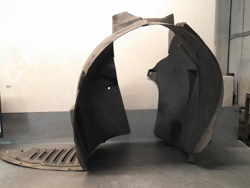 wheel-arch-peugeot-407-6d_-2004-2005-2006-2007-2008-2009-2010-2011-36140682 main image