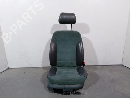 Sæde højre fortil Sæde højre fortil 38048245 38048245