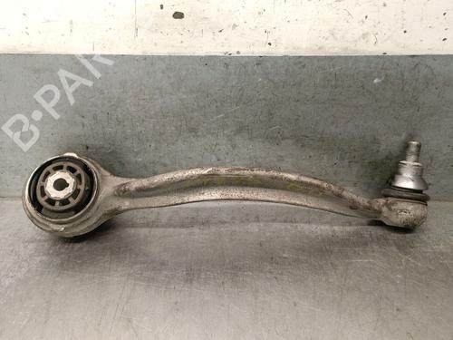 Used Right front suspension arm Right front suspension arm MERCEDES-BENZ C-CLASS (W205) C 220 BlueTEC / d (205.002, 205.004) (170 hp) 33468392 33468392