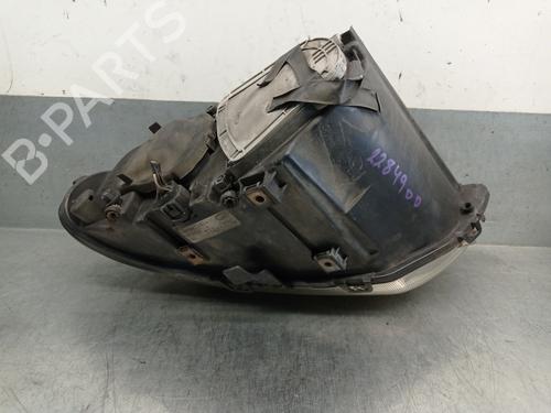 Right headlight CHRYSLER VOYAGER IV (RG, RS) 2.5 CRD | BP26519399C29 