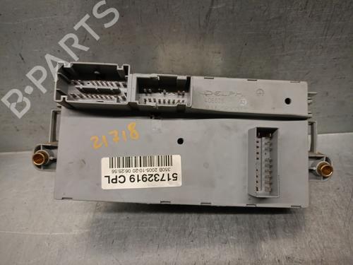 Fuse box LANCIA MUSA (350_) 1.3 D Multijet (350.AXB11, 350.AXB1A) | BP22995276E1 