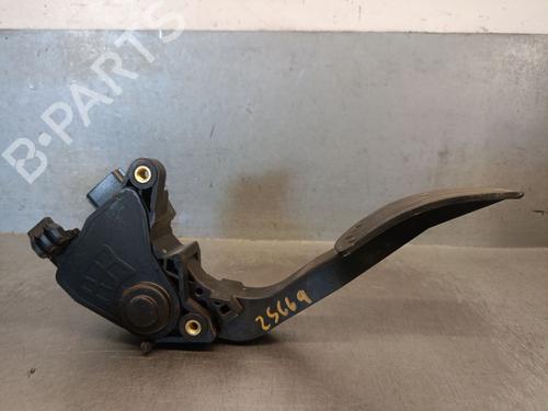 pedal-nissan-juke-f15-2010-2011-2012-2013-2014-2015-2016-2017-2018-2019-36390713 main image