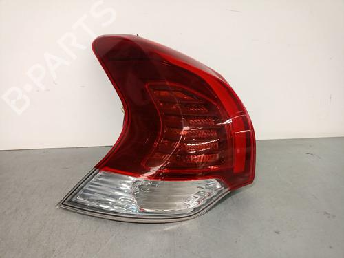 Used Left taillight PEUGEOT 3008 I MPV (0U_) 1.6 HDi 115 / BlueHDi 115 (116 hp) 26124341