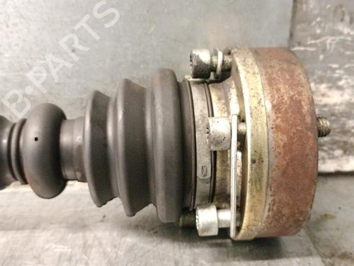 Drivaksel fortil venstre VW PASSAT B5 Variant (3B5) 1.8 T | BP29332595M38 