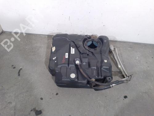 Bensintank VOLVO V40 Hatchback (525) D2 (120 hp) 26220970