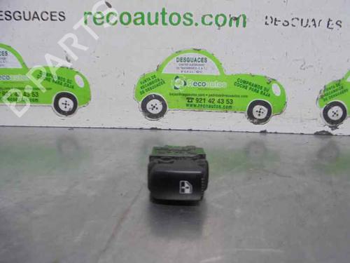 Used Left rear window switch HYUNDAI SANTA FÉ II (CM) [2005-2015]  4469907