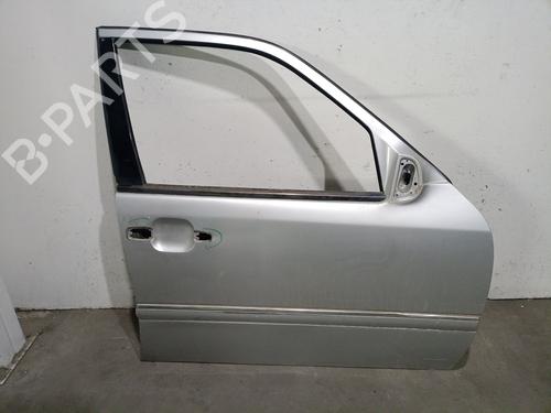 Used Right front door Right front door MERCEDES-BENZ C-CLASS (W202) C 220 CDI (202.133) (125 hp) 34343320 34343320