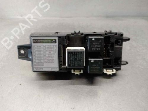 Used Fuse box VOLVO V40 Estate (645) [1995-2004]  12904650