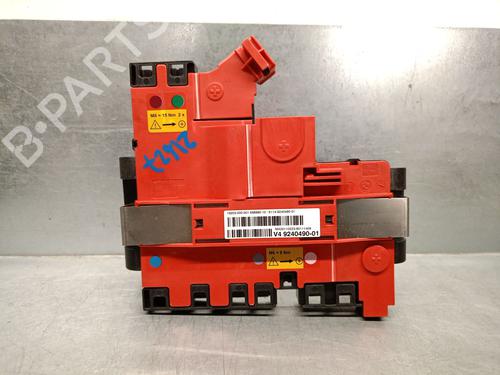 Used Fuse box BMW 5 Touring (F11) 520 d (163 hp) 22241113