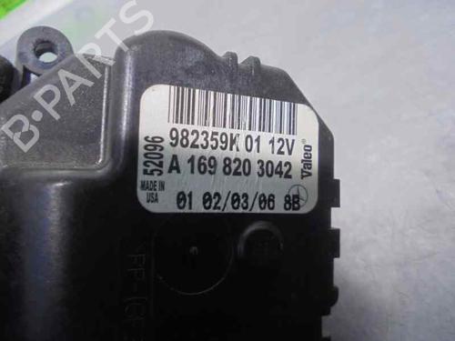 Heater blower motor MERCEDES-BENZ A-CLASS (W169) A 180 CDI (169.007, 169.307) | BP4873763M62 