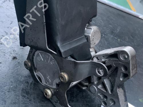 Styring servopumpe BMW X5 (E53) 3.0 d (218 hp) 13615538
