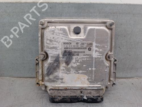 Used Engine control unit (ECU) CHRYSLER VOYAGER / GRAND VOYAGER IV (RG) 2.5 CRD (143 hp) 27176577