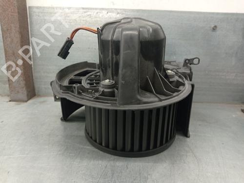 Used Heater blower motor BMW X5 (E70) xDrive 35 d (286 hp) 22739948