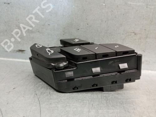 Switch BMW X6 (G06, F96) xDrive 40 d Mild-Hybrid | BP28726358I30 