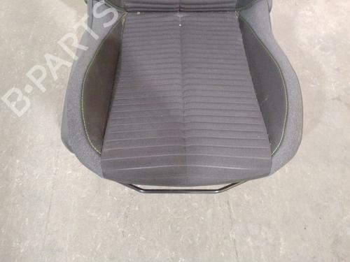 Right front seat PEUGEOT 2008 II (UD_, US_, UY_, UJ_, UR_, UC_) 1.2 PureTech 100 (USHNK) | BP29609001C16 