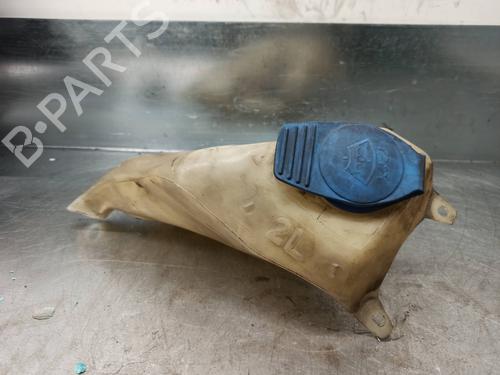 Used Windscreen washer tank VW POLO III (6N1) 75 1.6 (75 hp) 8326136