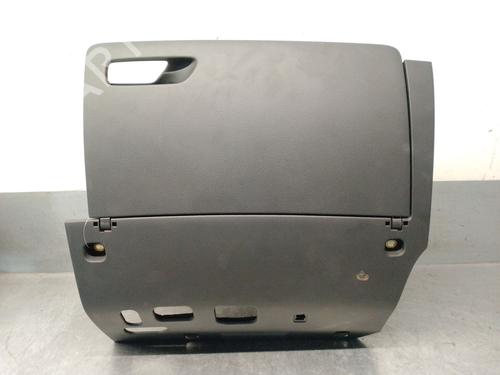 Handschuhfach für Handschuhfach AUDI A3 Sportback (8VA, 8VF) 1.5 TFSI (150 hp) 33236421 33236421