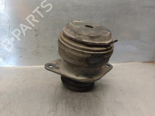 Used Engine mount VW GOLF III (1H1) 1.6 (101 hp) 15526971