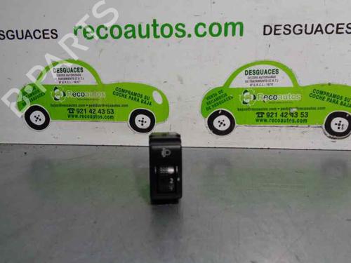 Used Headlight switch NISSAN X-TRAIL I (T30) 2.2 dCi (136 hp) 20253226