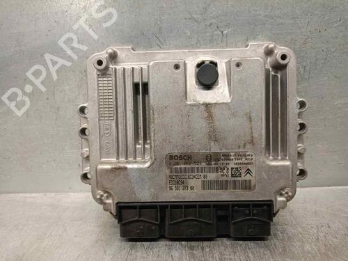 Used Engine control unit (ECU) CITROËN C3 Pluriel (HB_) 1.4 HDi (68 hp) 18244743