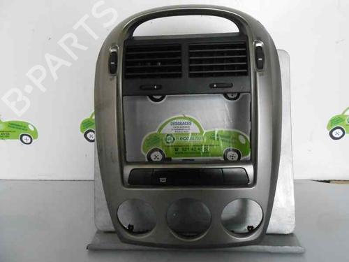 Air vent KIA CERATO I Hatchback (LD) 1.5 CRDi 803B52