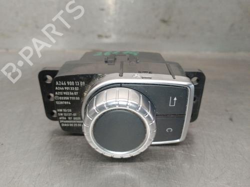 Used Switch Switch MERCEDES-BENZ A-CLASS (W176) A 45 AMG 4-matic (176.052) (360 hp) 39613670 39613670