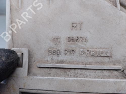 Right front fog light CHRYSLER VOYAGER / GRAND VOYAGER III (GS_, NS_) 2.4 i | BP17487833C31 