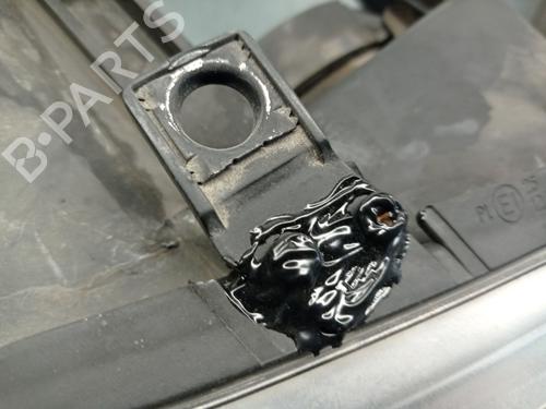 Right headlight VW TOURAN (1T1, 1T2) 2.0 TDI 16V | BP31666080C29