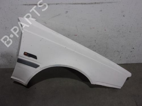 Used Right front fenders VOLVO 460 (464) 1.9 Turbo-Diesel (90 hp) 15612677