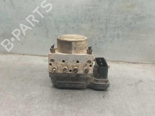 Used ABS pump NISSAN X-TRAIL II (T31) 2.0 dCi 4x4 (150 hp) 7108640