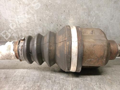 Left front driveshaft PEUGEOT 407 SW (6E_, 6D_) 2.0 HDi 135 | BP29730174M38 