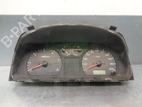 Used Instrument cluster HYUNDAI TERRACAN (HP) 2.9 CRDi (150 hp) 13619587
